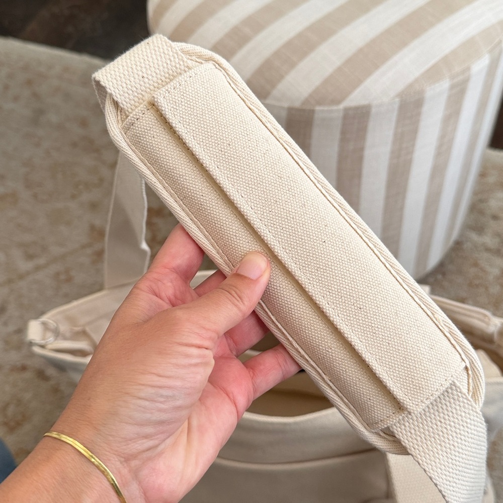Lo & Sons Catalina Deluxe Tote Bag - Picture 9 of 12
